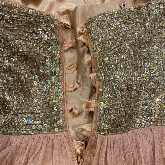 Size 12-14 Aiden mattox strapless beaded pink cocktail dress with tule - Picture 4 of 6